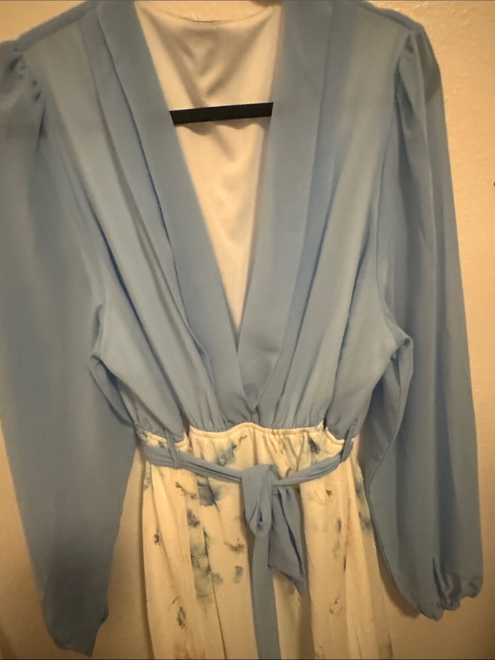 Source Unknown Light Blue and Cream Satin-Style Women's Robe with Waist Tie